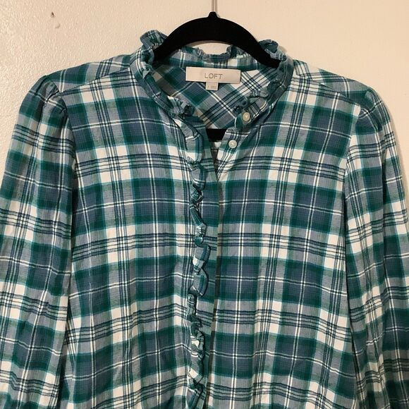 Loft Blue Plaid Ruffle Outdoorsy Cabincore Hiking Camping Button Down Shirt S - Picture 2 of 8